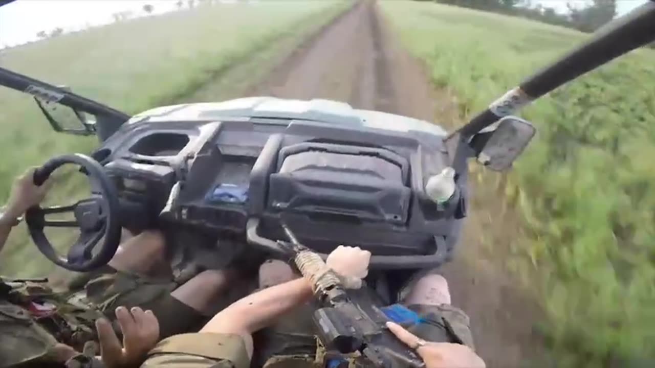 A failed landing of an enemy drone near the Ukrainian fighters' vehicle in the