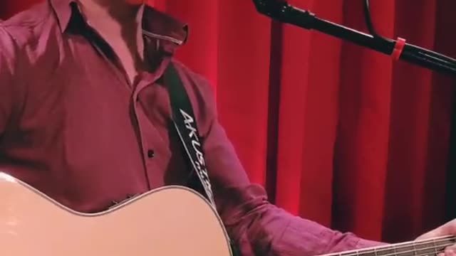 Andrew Severo - Porque Ele vive / because he lives