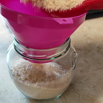 Storing breadcrumbs in jars