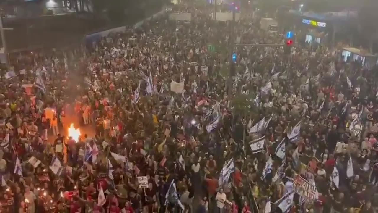 Israelis rally in Tel-Aviv to demand Netanyahu's resignation