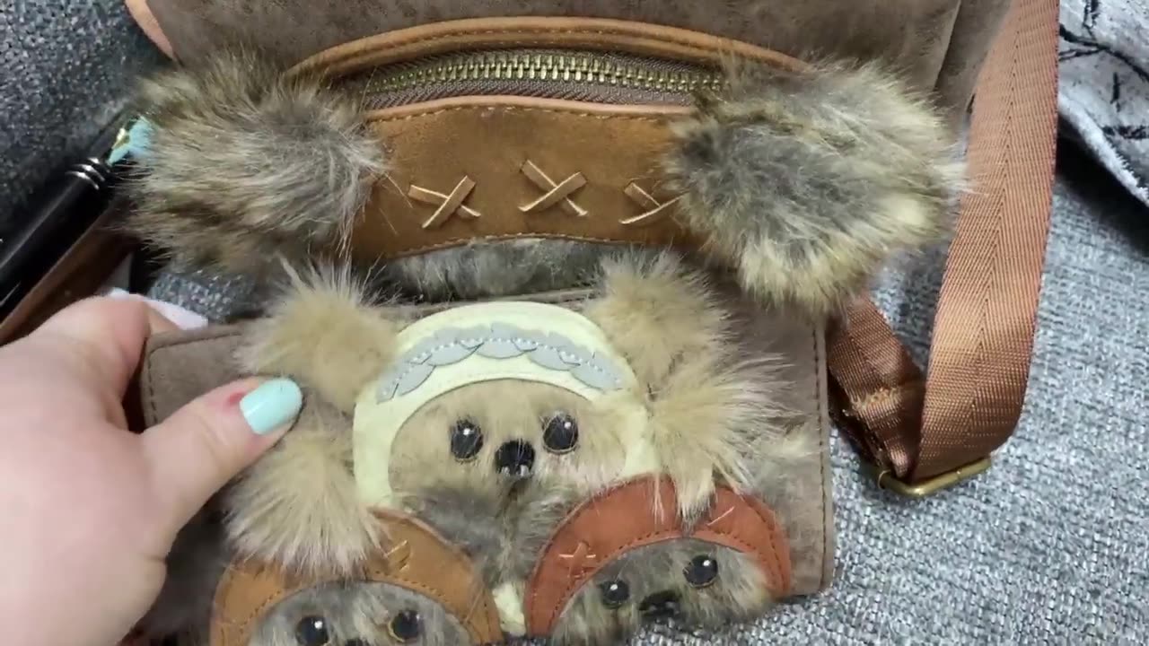 What's in my Loungefly Star Wars Mini Backpack