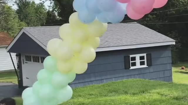 A mother decorated the balloon with her own hands for the birthday of her child