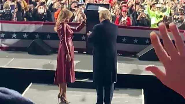 Donald and Melania Trump entrance in Valdosta