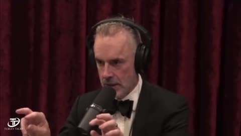 Joe Rogan hears Jordan Peterson explain the psychological healing power of the Cross of Jesus Christ