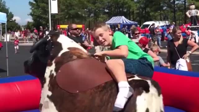 Funny Mechanical Bull Fails 2021- Better hold on tight! 🙊