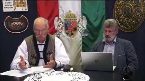 Kígyóméreg teória