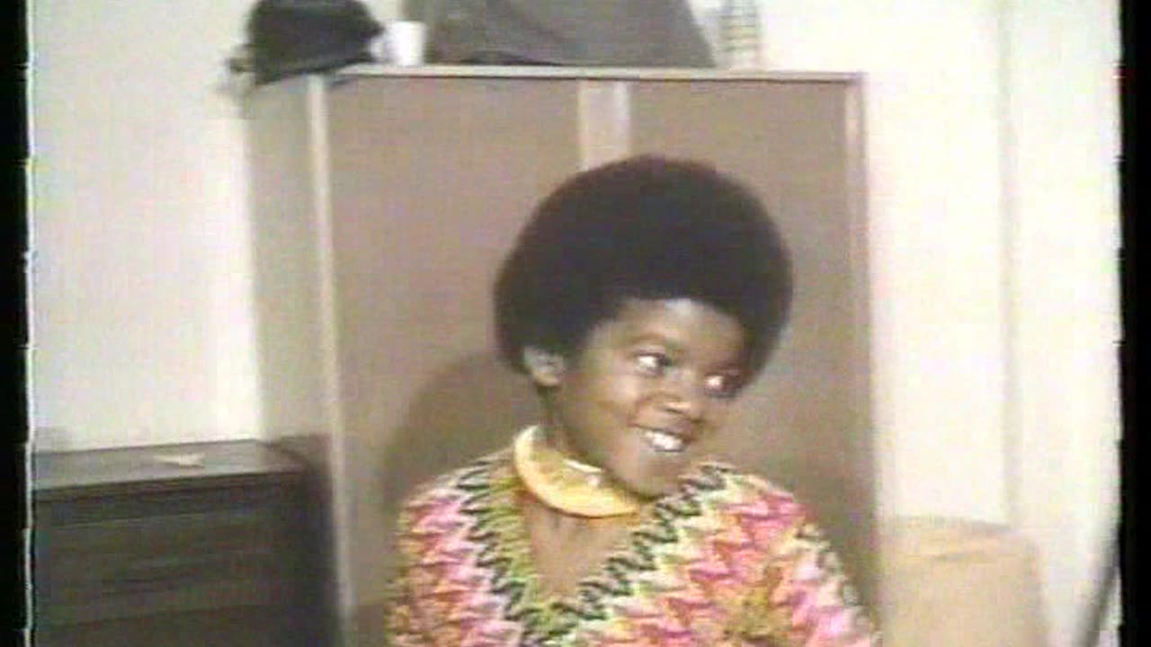 Michael Jackson & Jackson Five - Never Can Say Goodbye = Flip Wilson Show 1971