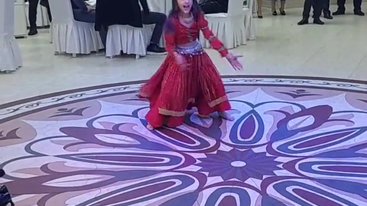Dance##girl.small.performance#
