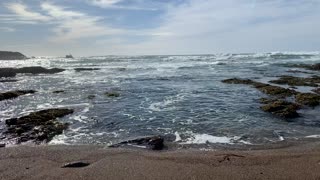 Montana De Oro beach and tide pools.