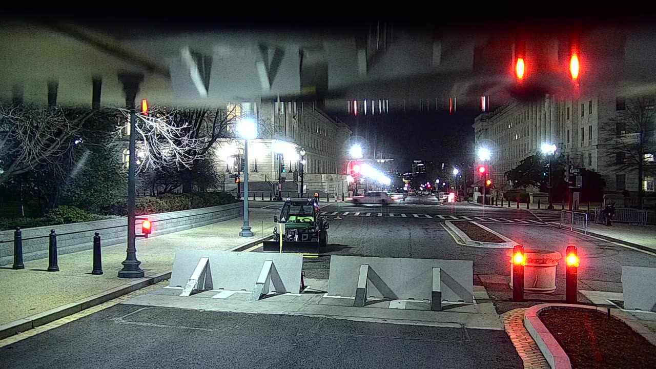 0672USCG00K25SouthBarricadeInbound_2021-01-06_06h43min58s900ms.mp4