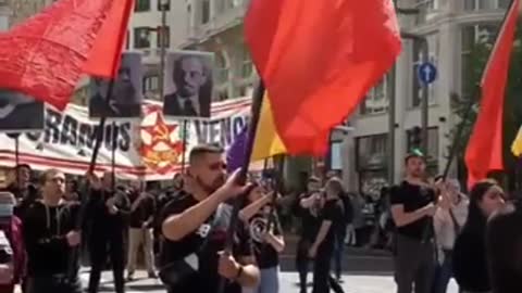 Si nderohet Enver Hoxha në Madrid nga partia spanjolle marksiste-leniniste