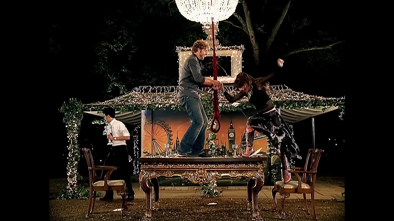 Shania Twain - Party For Two ft. Billy Currington (Official Music Video)