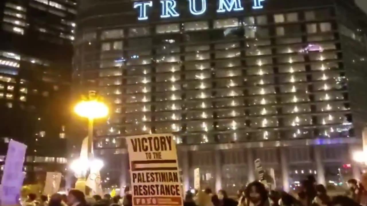 Massive Anti-Trump Protest have gathered in Chicago after President Elect Donald Trump's victory