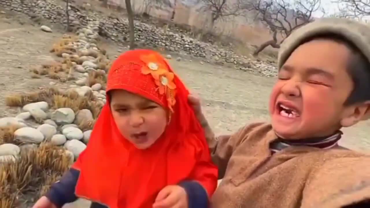 Muskan Akele Kaha Gya | Shirazi Village Boy