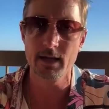 I Met With Eric Schmidt, and He Told Me: "They Are Going to Censor the Entire Internet."