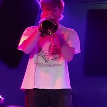 Jacob Haymans (Miki Fiki) - LIVE @ Cobra (Short 3)