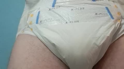 Total dry X-Plus adult diapers, how they look and fit