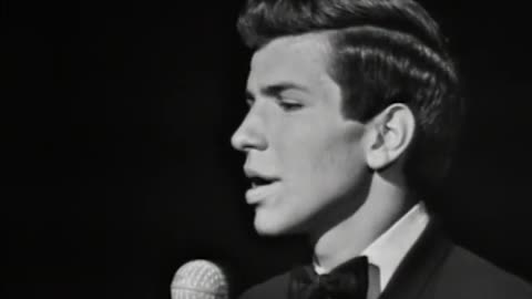 Jan. 12, 1964 | Frank Sinatra Jr. on The Ed Sullivan Show ("Nancy with the Laughing Face")