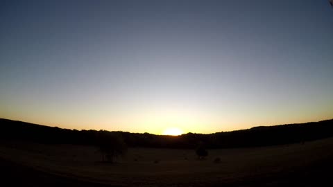 Sun Rise 9 27 22 44f/7c