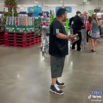 Man Assaulted Over Mask