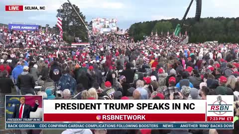 Crowds in North Carolina break out into WE LOVE TRUMP