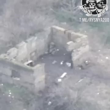 Shelling Lands Directly in the Middle of 2 Russian Soldiers Standing in a Killbox