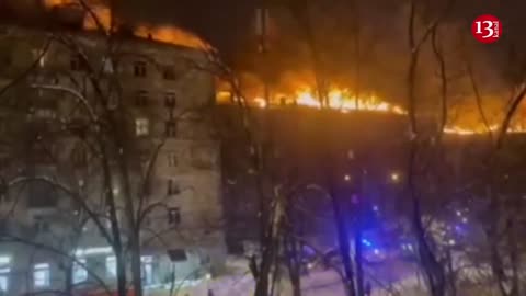 Fierce fire broke out in Moscow’s multi-story residential building, hundreds of people are evacuated