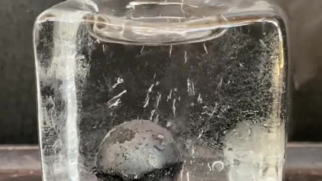 RHSB vs Clear ice Cube