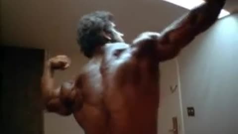 LOU FERRIGNO STAND TALL