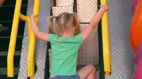 This is a brave boy who dares to challenge himself
