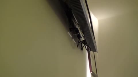 How to Remove TV Tight Up Against Wall No Clearance!