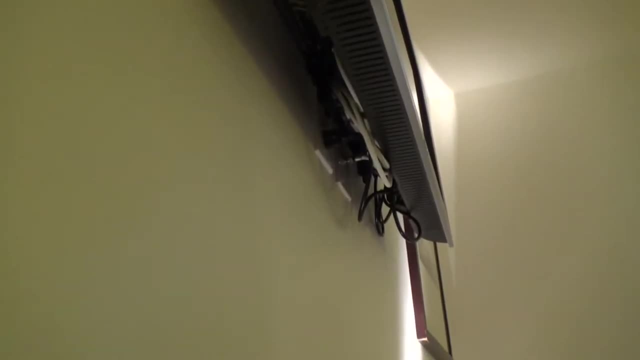 How to Remove TV Tight Up Against Wall No Clearance!