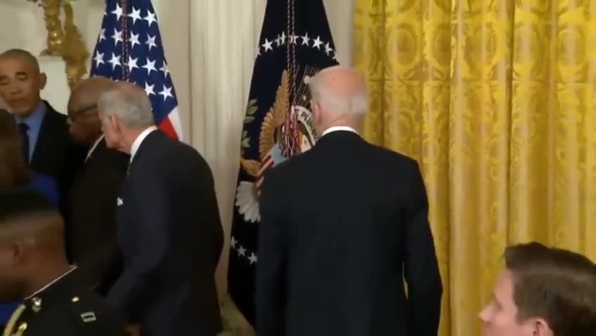 Joe Biden Is Left Hanging as Everyone Flocks to Obama-so embarrassing for our country