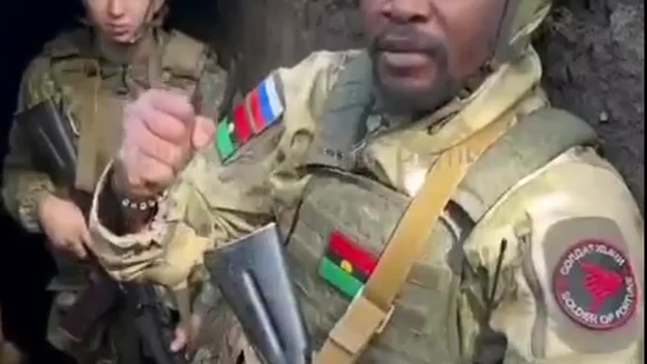 Nepali and African mercenaries in the Russian trenches 🤬