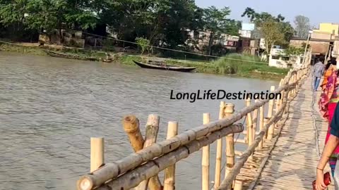 indian beautiful ladies crossing dangeroues bridge