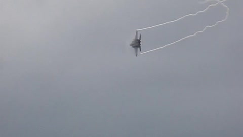 F-15 Eagle, Instant Clouds on High G Turn, 2007 Pope Air Show