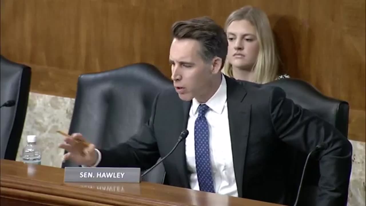 Josh Hawley BLOWS UP When Joe Manchin Cuts Off His Line Of Questionin! Issues Shocking Warning