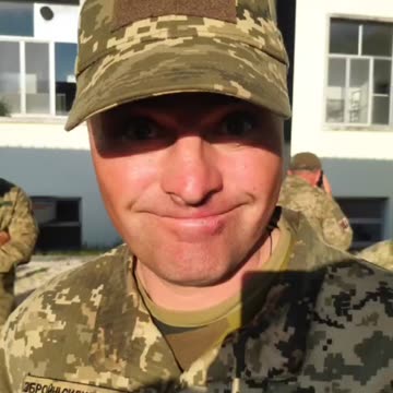 👀 Negli smartphone di soldati ucraini morti trovate le prove che sono stati ...