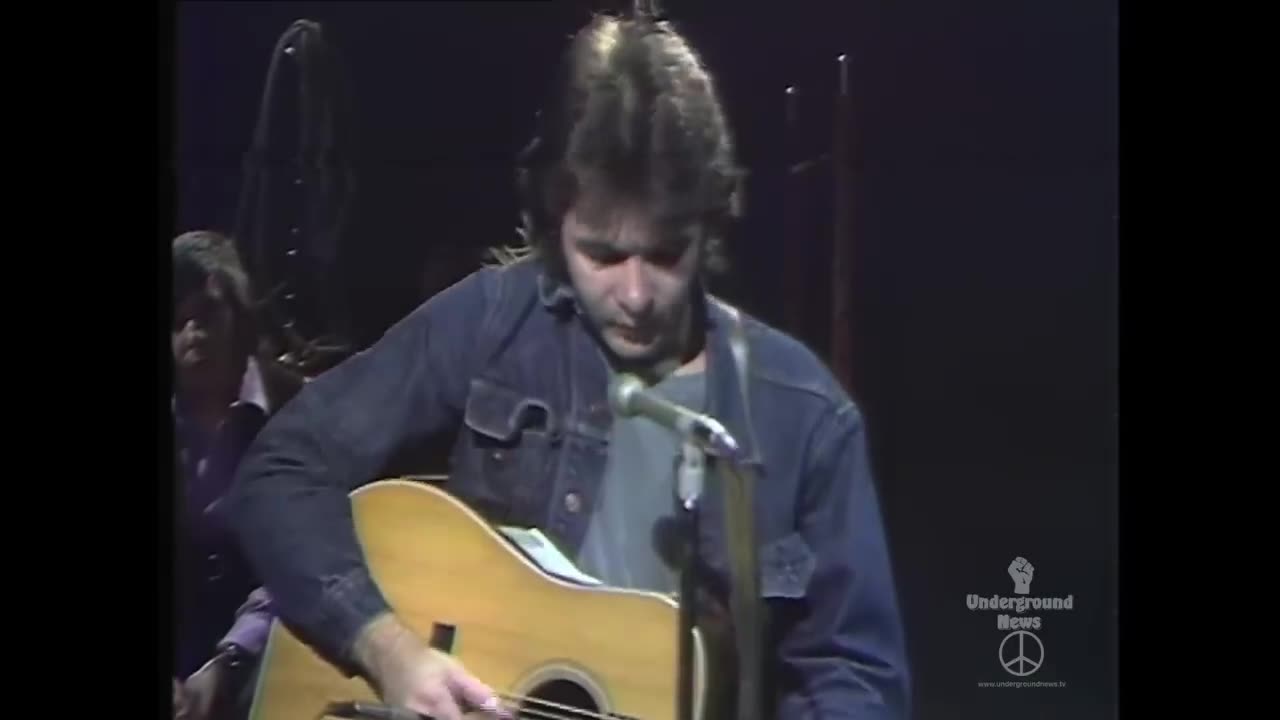 Waiting for someone to say, "Hello in there" - John Prine early TV appearance