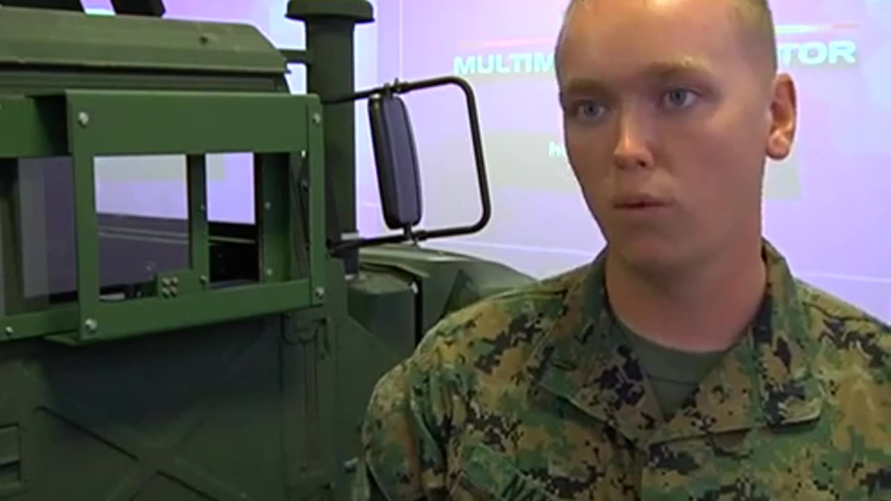 Marines learn convoy operations through simulator