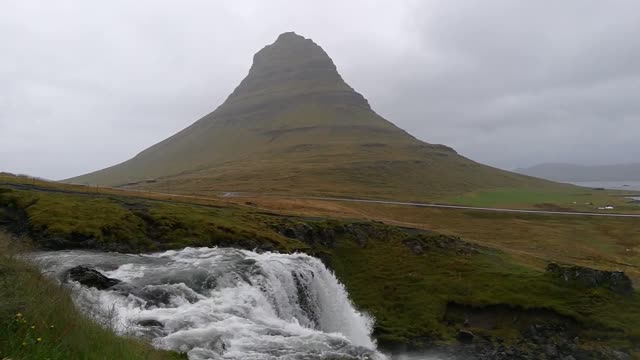 Waterfalls video 4k ultra