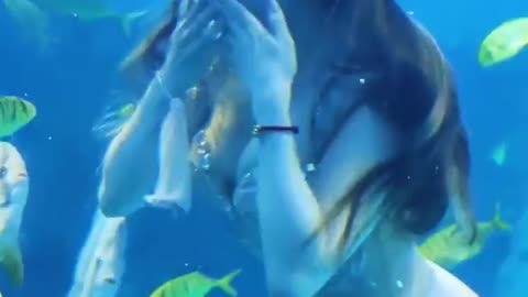 mermaid and little fish