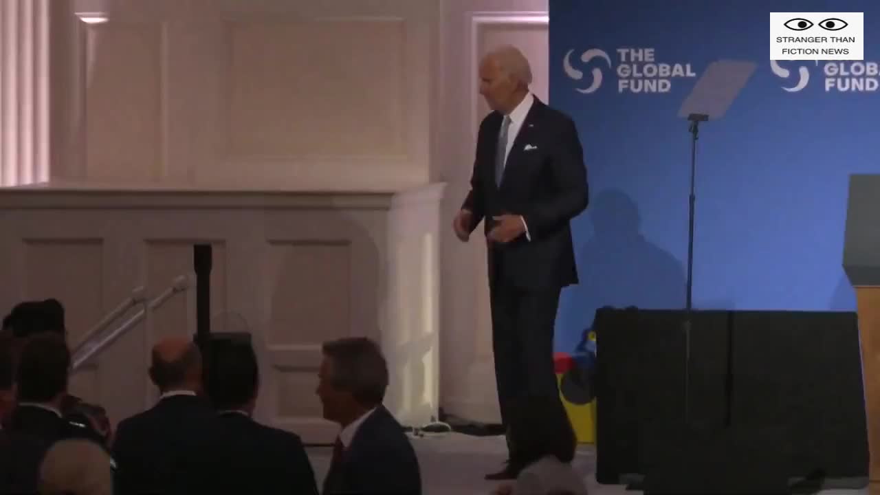 The leader of the free world POTUS Joe Biden looks totally lost & confused