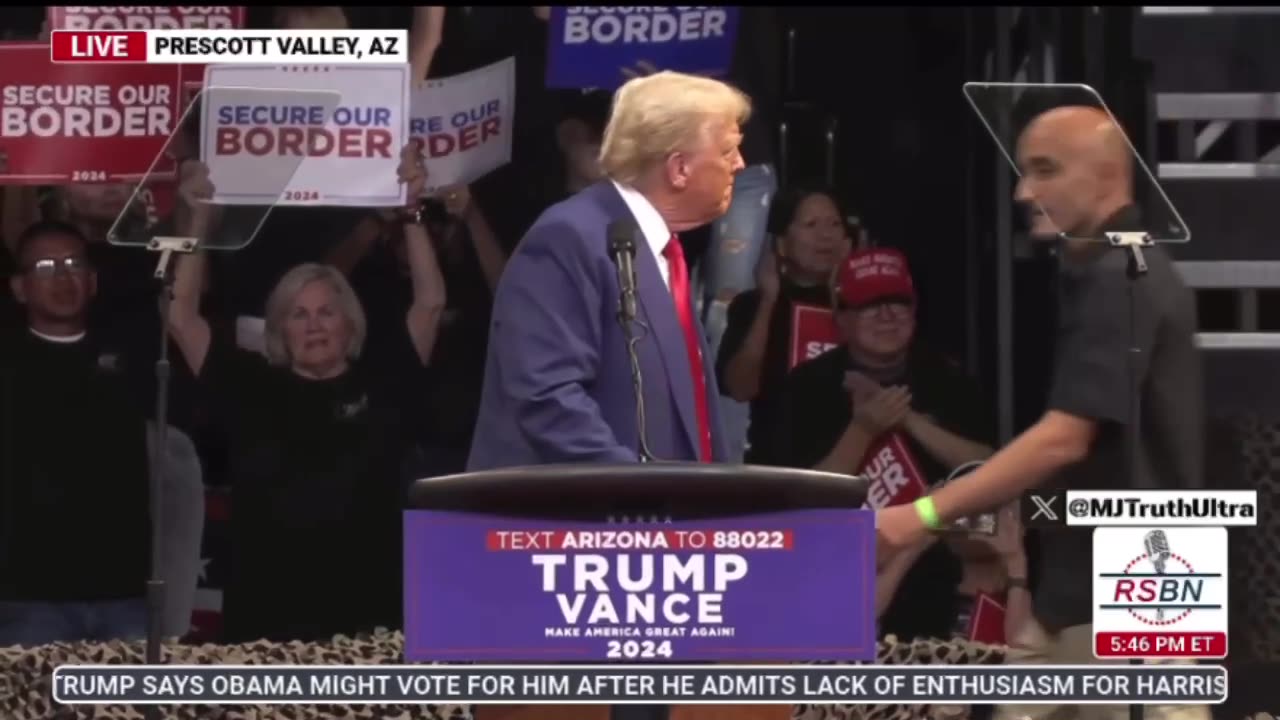 Trump brought the Arizona border agents on stage in Arizona