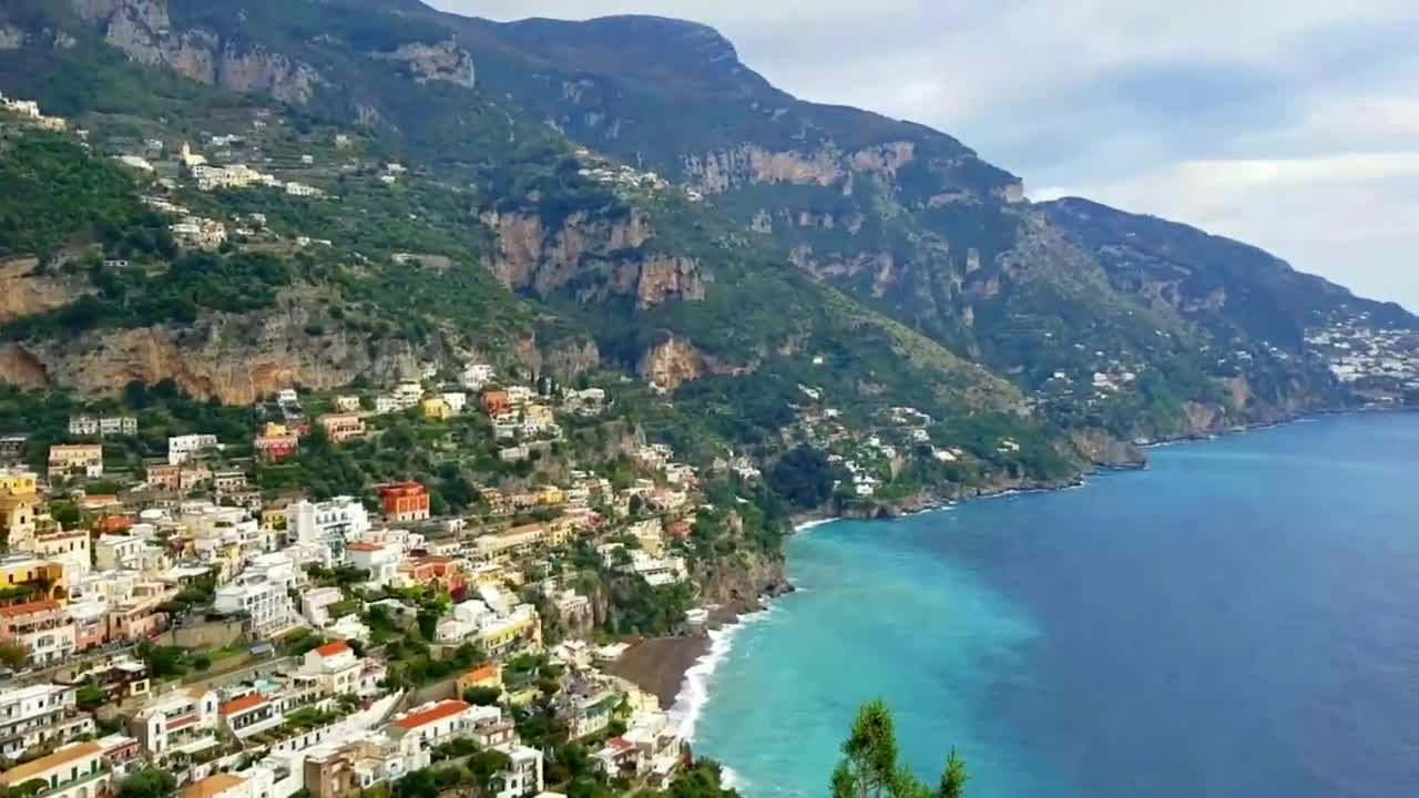 Beautiful scenery in Italy 🇮🇹 & nice music Mtravel