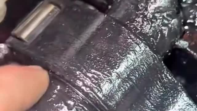 Clean the carbon deposit inside the engine.