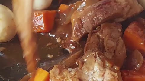 2 Traditional Filipino Pork Recipes Your Tummy Will Love #pork #recipe #foryou #filipinofood #food
