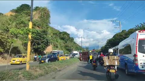 Accidente de tránsito en la autopista entre Girón a Bucaramanga