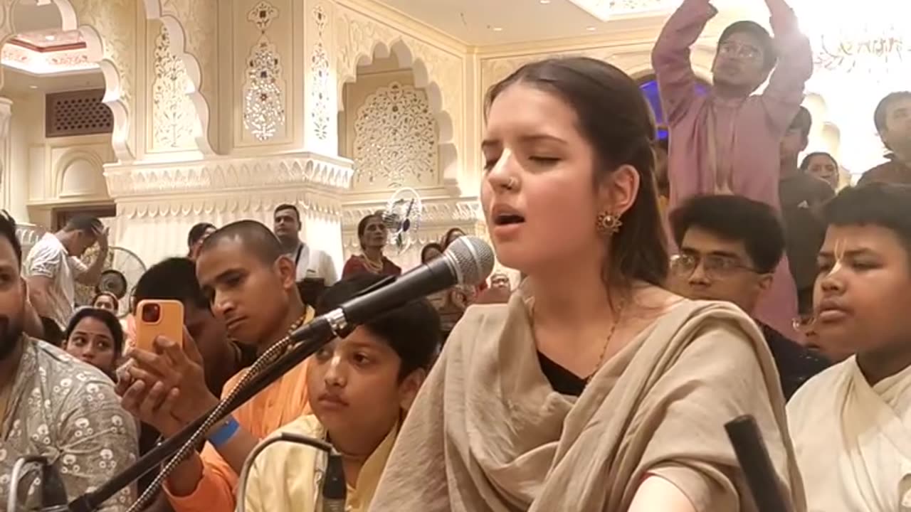 Temple kirtan at Iskcon Rohini, Delhi, India September 2024