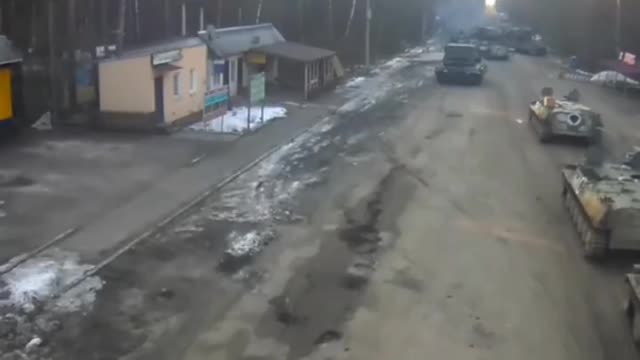 Russian troops crossing the Senkivka-Veselivka checkpoint at the Belarusian-Ukrainian border